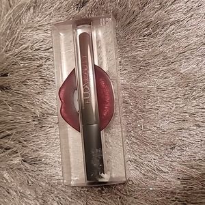 Huda beauty demi matte cream lipstick